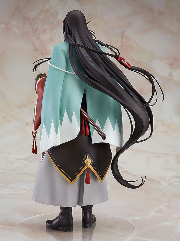 FIGURE-040211_04.jpg