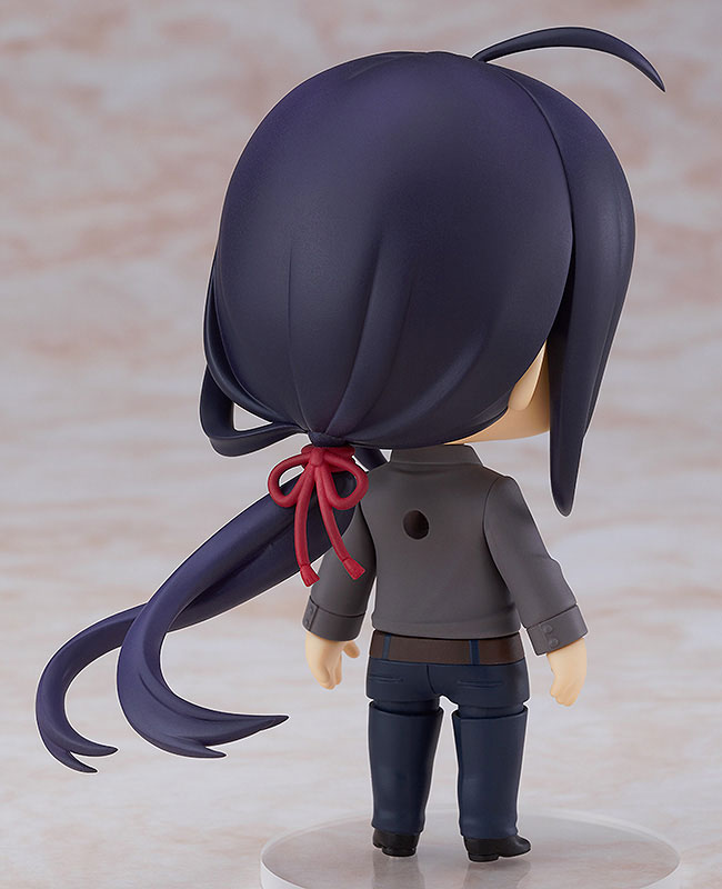 FIGURE-048225_05.jpg