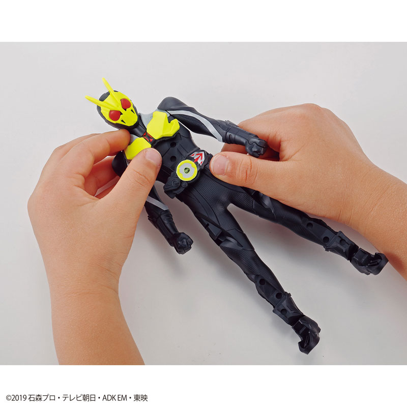 FIGURE-054921_05.jpg