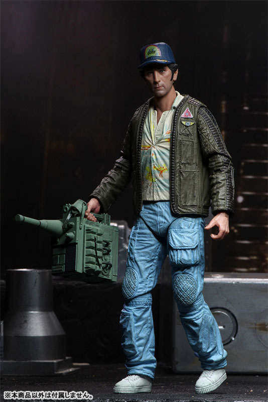 FIGURE-056832_08.jpg