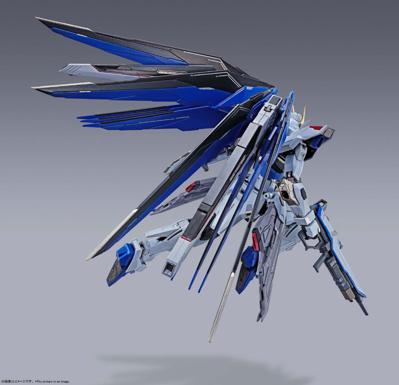 METAL BUILD フリーダムガンダム CONCEPT 2 SNOW SPARKLE Ver ガンダム