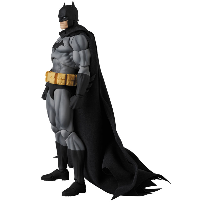マフェックス No.126 MAFEX BATMAN “HUSH” BLACK Ver.