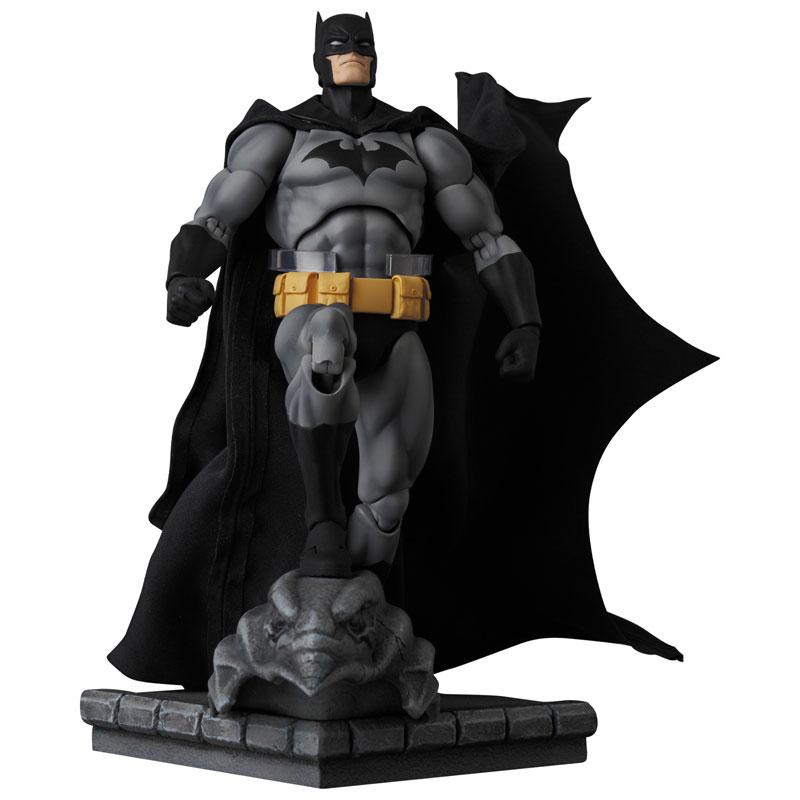 マフェックス No.126 MAFEX BATMAN “HUSH” BLACK Ver.