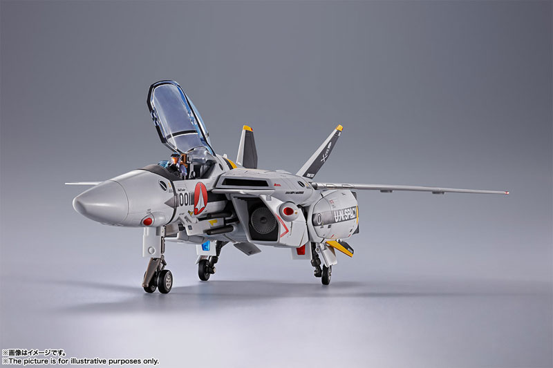 DX超合金 初回限定版VF-1S バルキリー ロイ・フォッカースペシャル 『超時空要塞マクロス』[BANDAI SPIRITS]《在庫切れ》