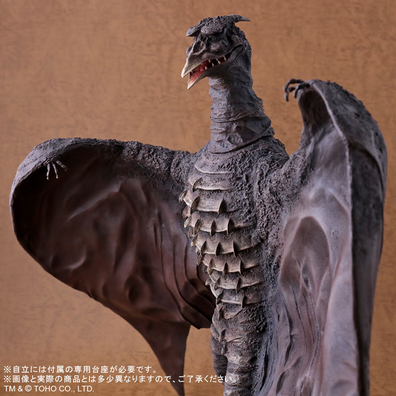 FIGURE-118801_03.jpg