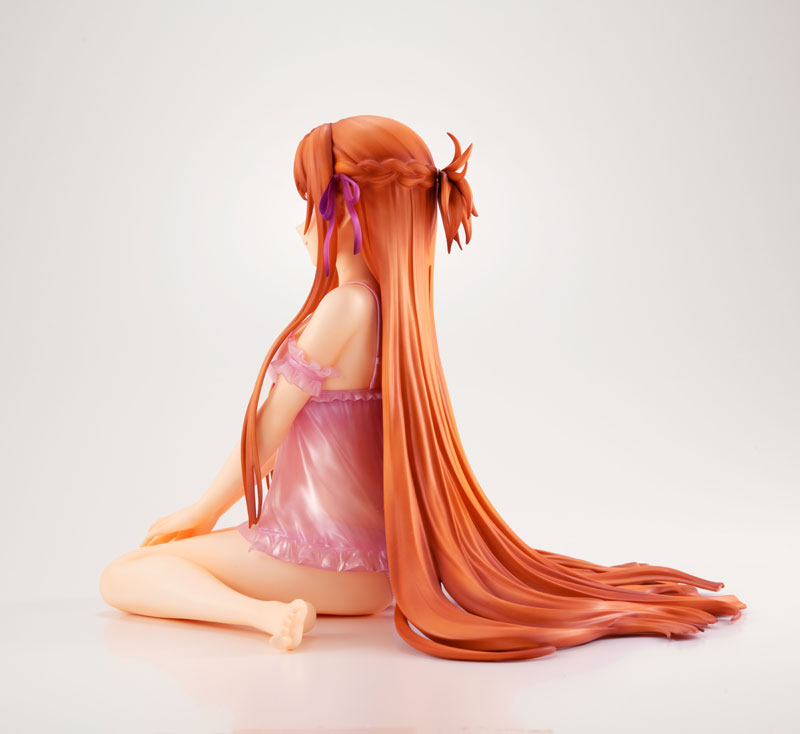 FIGURE-119407_03.jpg