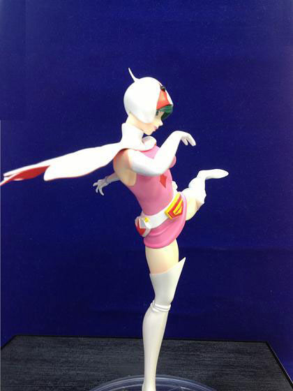 FIGURE-121233_05.jpg