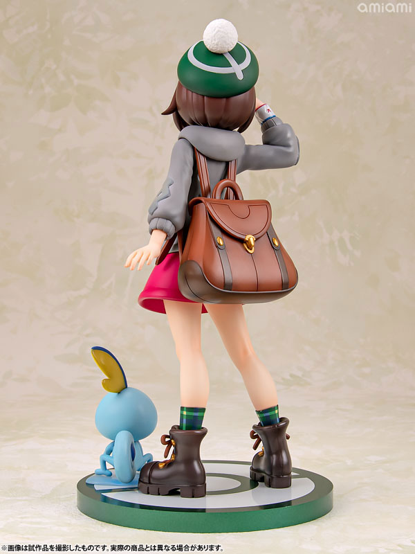 FIGURE-129480_04.jpg