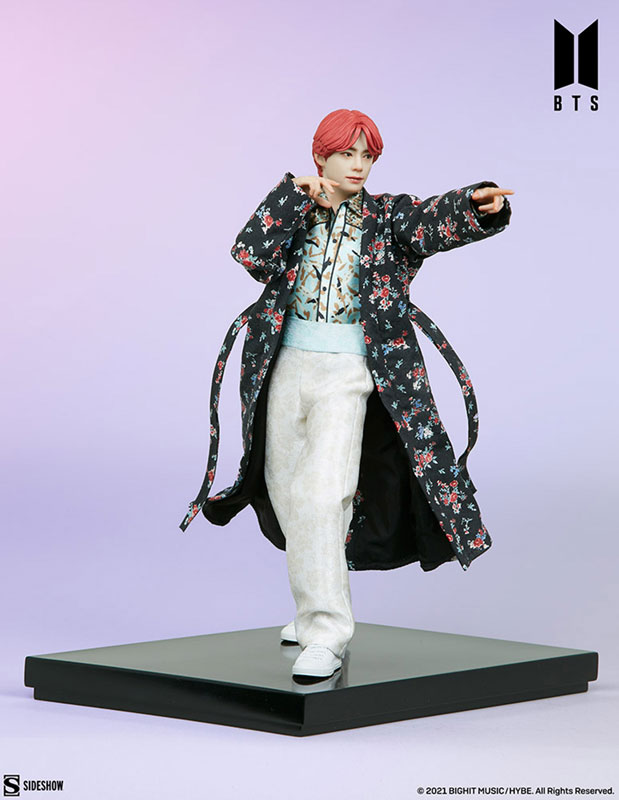 BTS[スタチュー]「IDOL」V[サイドショウ]【送料無料】《在庫切れ》