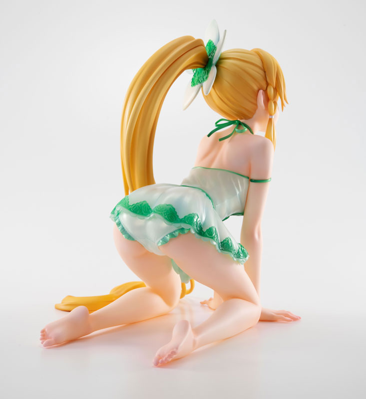 FIGURE-131613_04.jpg