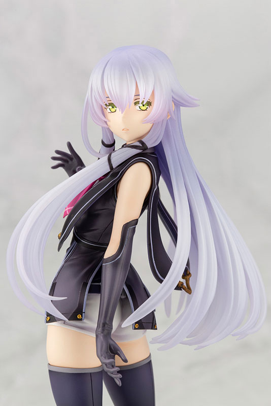 FIGURE-132773_11.jpg
