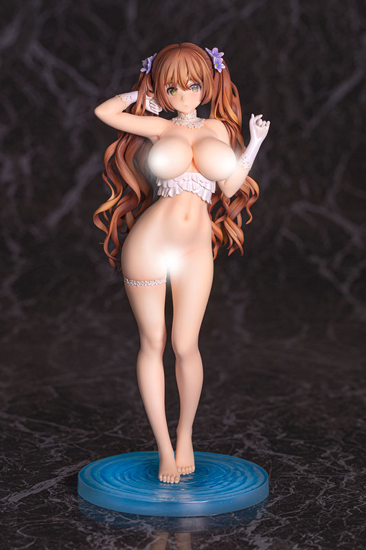 FIGURE-134693_08.jpg