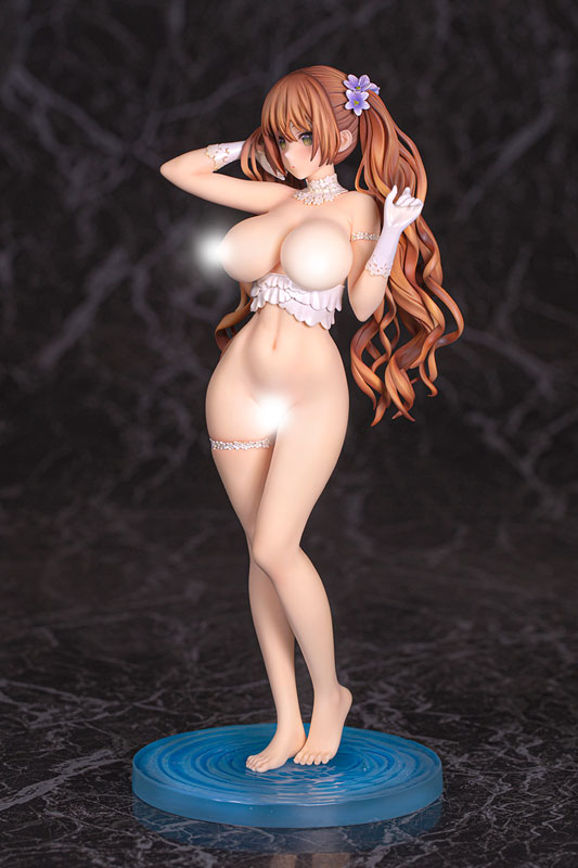FIGURE-134693_09.jpg