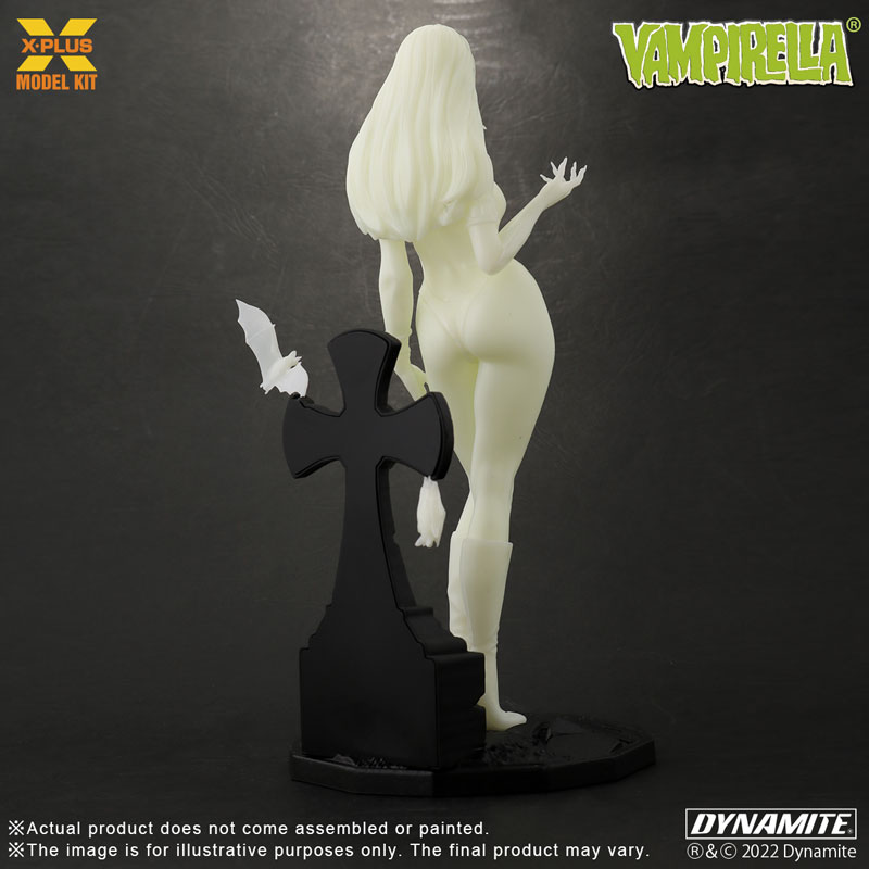 ヴァンピレラ 1/8 プラスチック モデルキット 蓄光Ver. FIGURE-136090_04.jpg