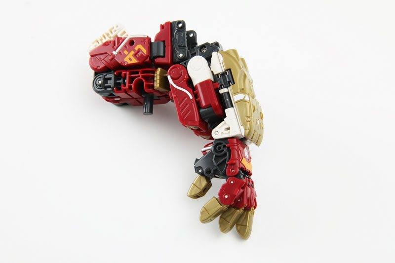 FIGURE-136477_08.jpg