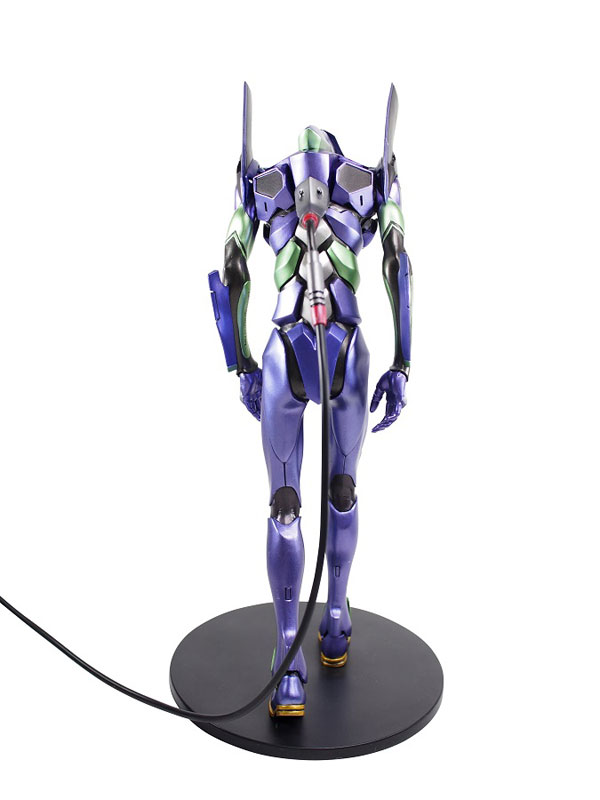 FIGURE-136548_04.jpg