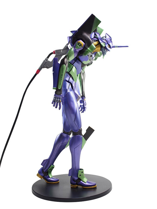 FIGURE-136548_05.jpg