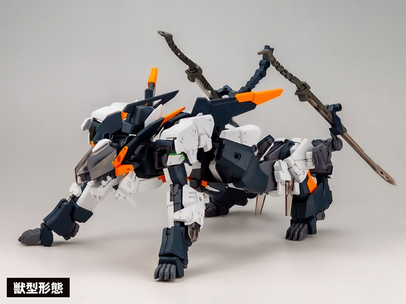 TOY-RBT-6467_04.jpg