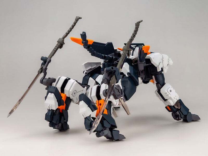 TOY-RBT-6467_05.jpg