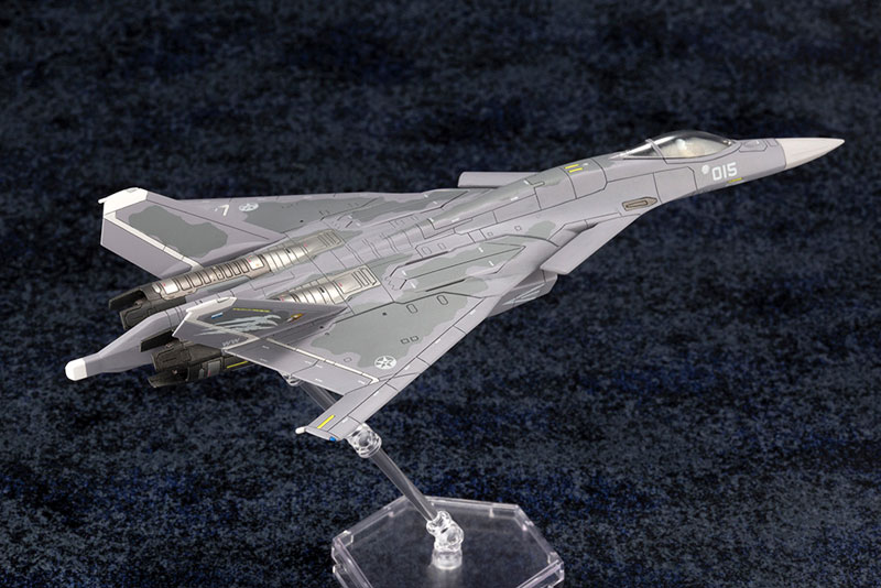 コトブキヤ 1/144 CFA-44 「エースコンバット7 スカイズ