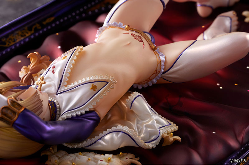 FIGURE-139157_28.jpg