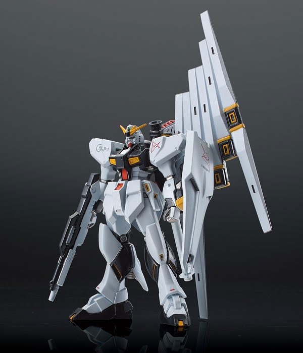 FW GUNDAM STANDart A White×C Red 全4種セット FWシリーズ GUNDAM STANDart(ガンダム スタンダート) -“A”WHITE