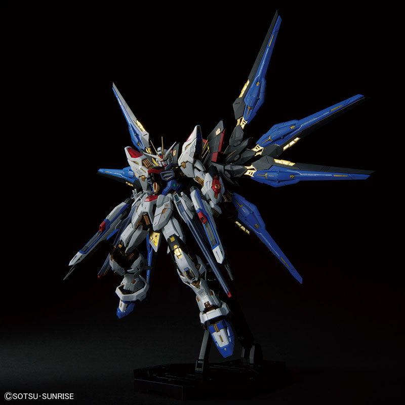 MGEX 1/100 ストライクフリーダムガンダム プラモデル MGEX 1/100 ストライクフリーダムガンダム｜バンダイ ホビーサイト