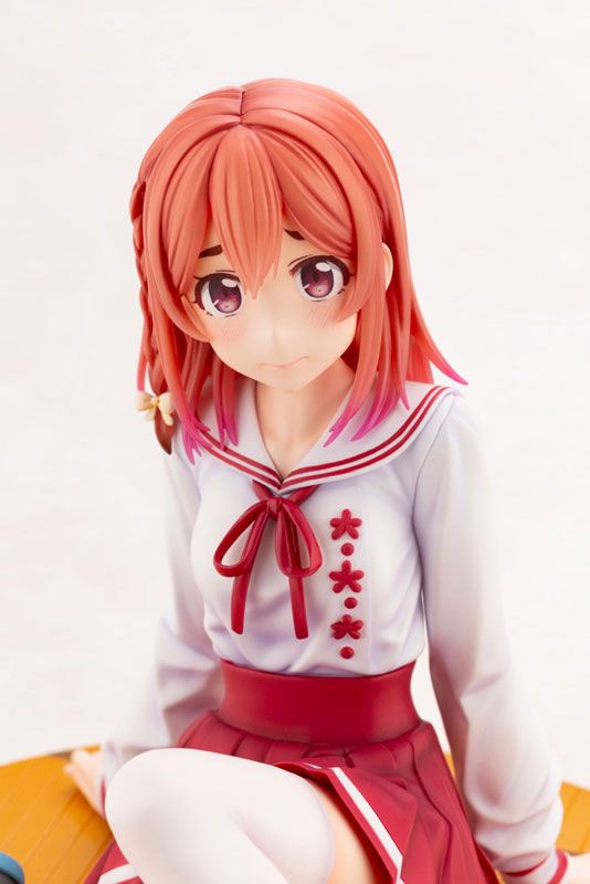 FIGURE-141179_06.jpg
