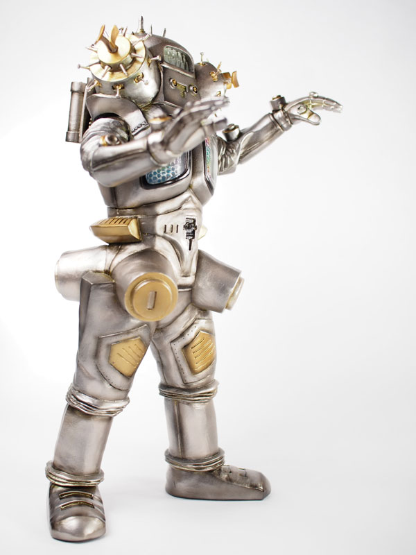 I*P様 CCP1/6特撮シリーズ ウルトラセブン キングジョー ガンメタ CC CCP1/6特撮シリーズ ウルトラセブン 宇宙ロボットキングジョー