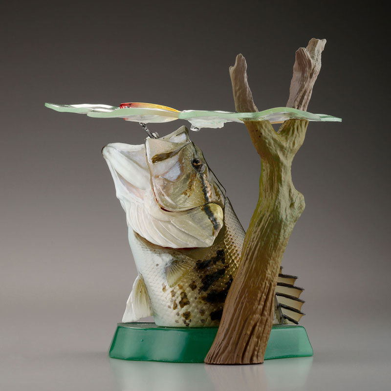 STRIKE FANTASY ブラックバス 完成品フィギュア