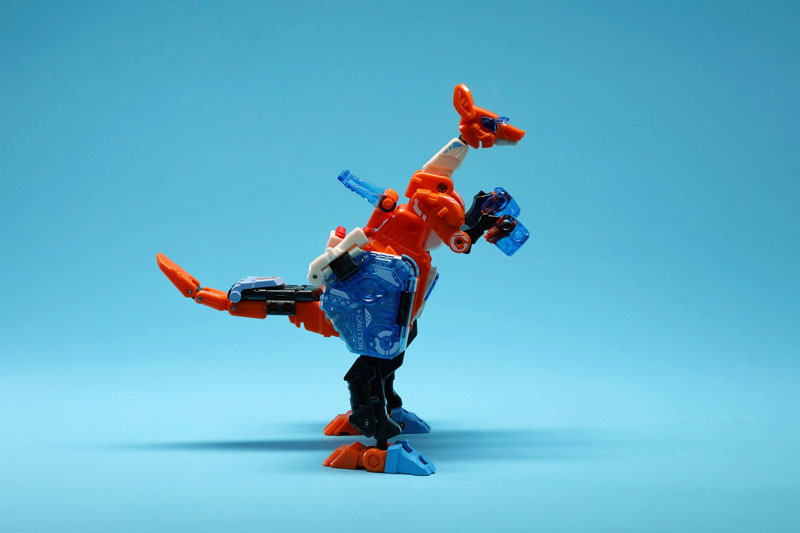 FIGURE-143311_03.jpg