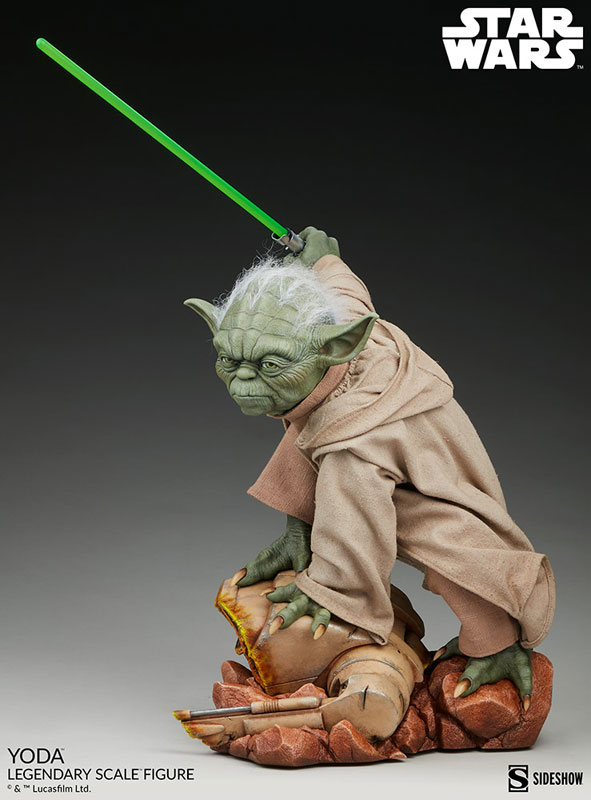FIGURE-143390_08.jpg