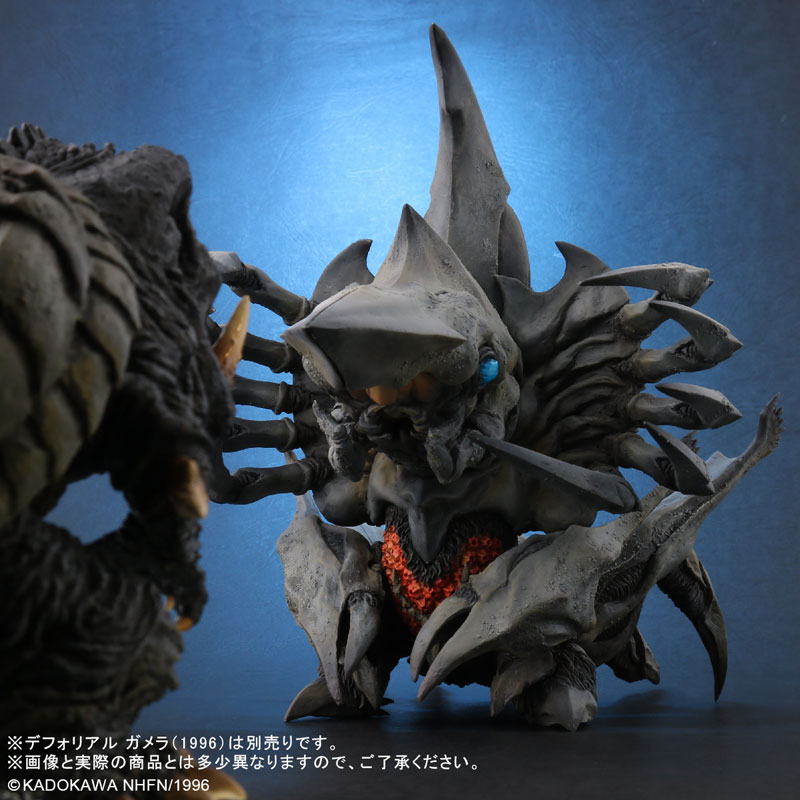 デフォリアル レギオン 完成品フィギュア