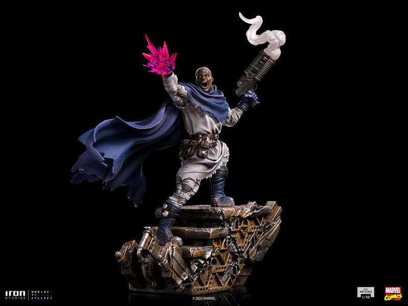 FIGURE-143995_02.jpg