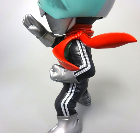FIGURE-144130_08.jpg