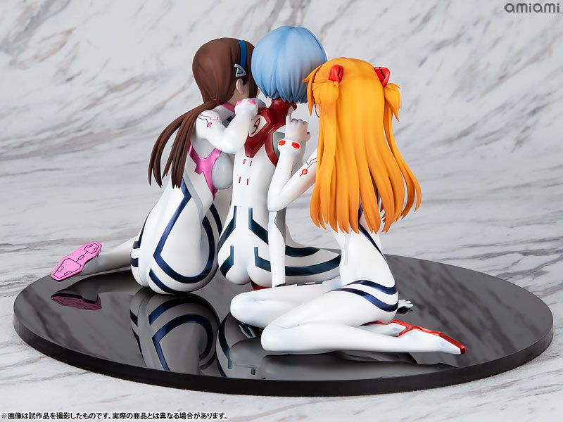 KDcolle シン・エヴァンゲリオン アスカ・レイ・マリ ニュータイプ アスカ・レイ・マリ Newtype Cover ver. Newtypeスペシャルセット