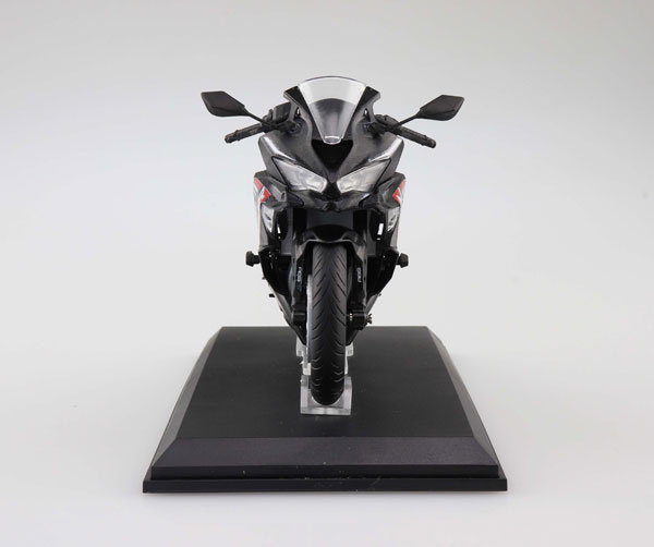 1/12 完成品バイク KAWASAKI Ninja ZX-25R メタリックスパーク 1/12 完成品バイク KAWASAKI Ninja ZX-25R メタリックスパーク