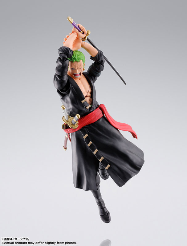 FIGURE-151312_04.jpg