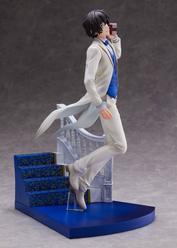 FIGURE-152148_07.jpg