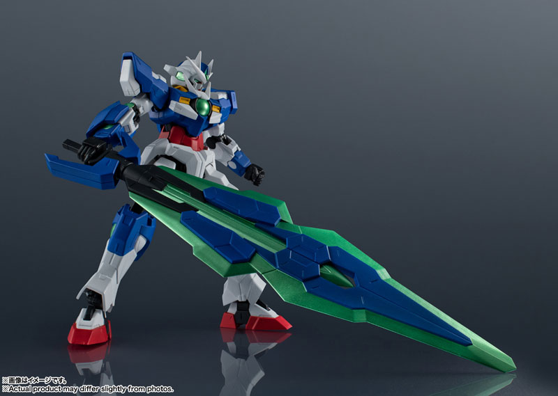 FIGURE-152961_04.jpg