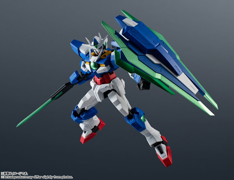 FIGURE-152961_06.jpg