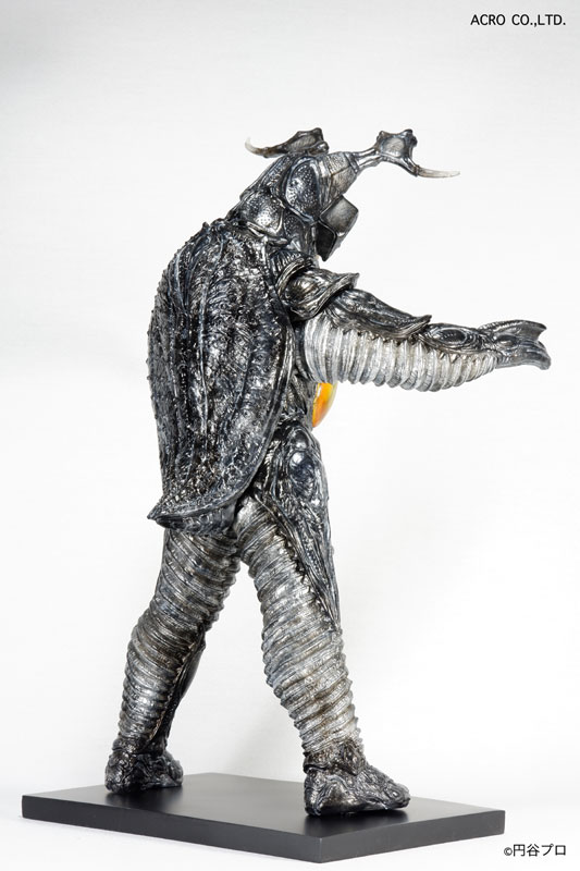 FIGURE-153350_06.jpg