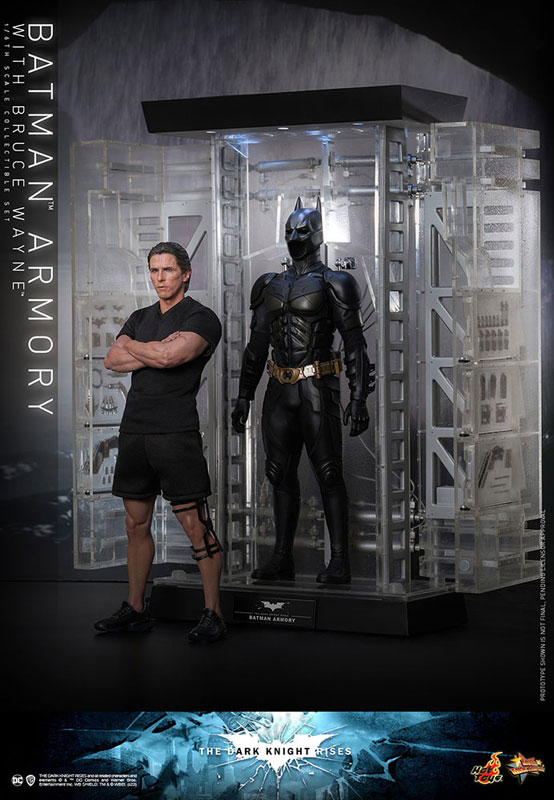 ムービー・マスターピース 1/6 バットスーツ格納庫&ブルースウェイン FIGURE-153494_04.jpg