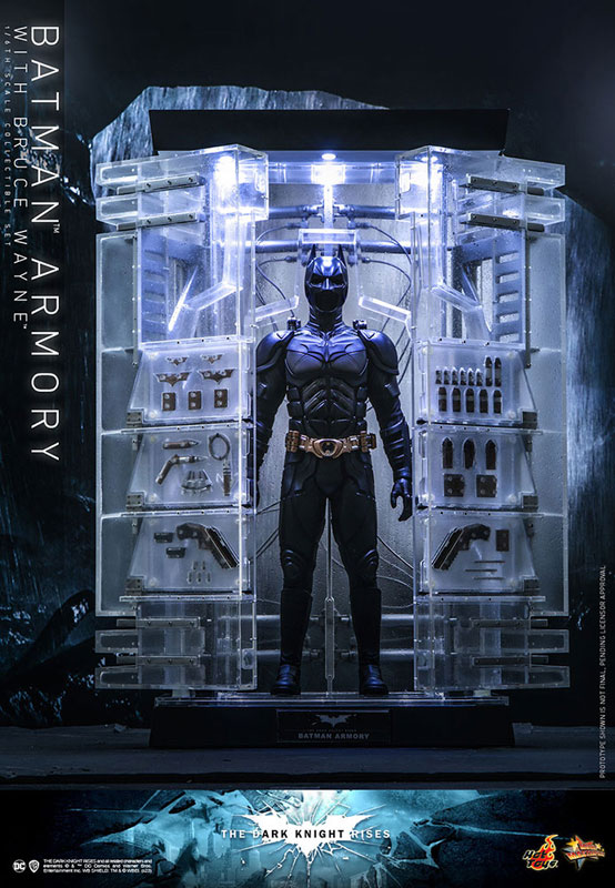 ムービー・マスターピース 1/6 バットスーツ格納庫&ブルースウェイン FIGURE-153494_05.jpg
