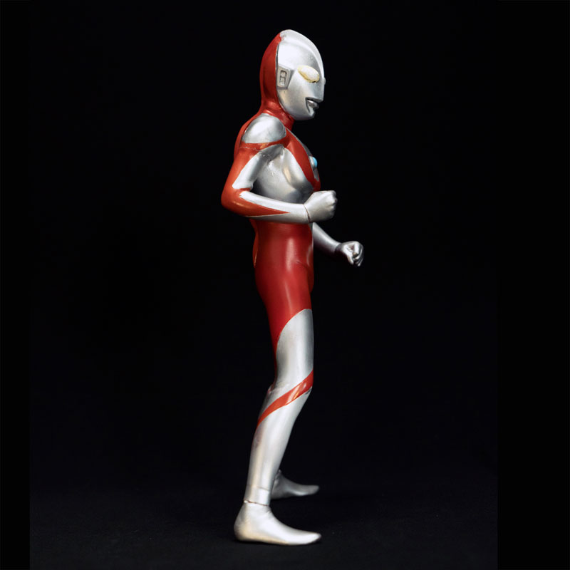 FIGURE-154821_02.jpg