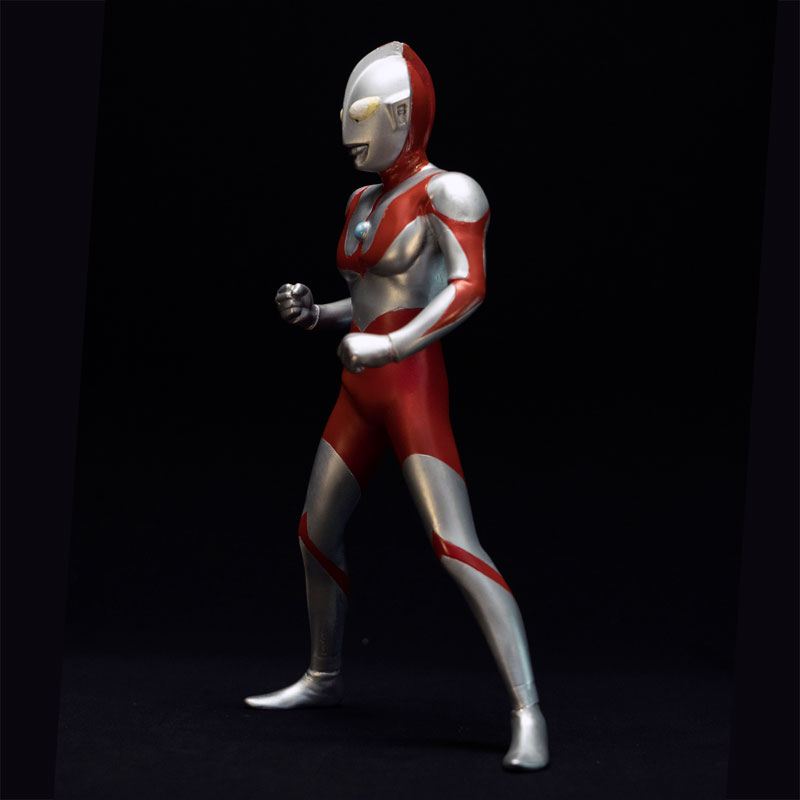 FIGURE-154821_06.jpg