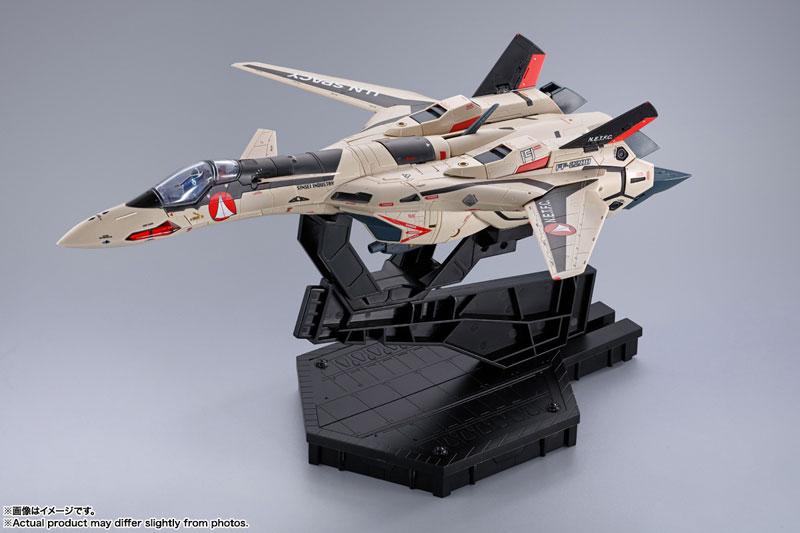 DX超合金 YF-19 エクスカリバー(イサム・ダイソン機) 『マクロスプラス