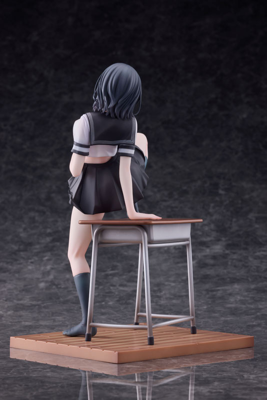 FIGURE-158146_02.jpg