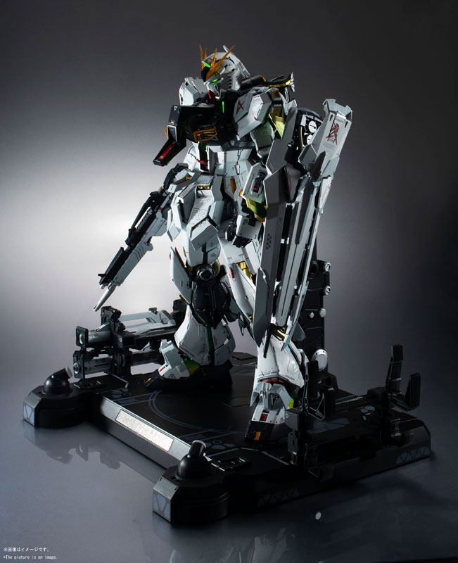 FIGURE-159198_07.jpg