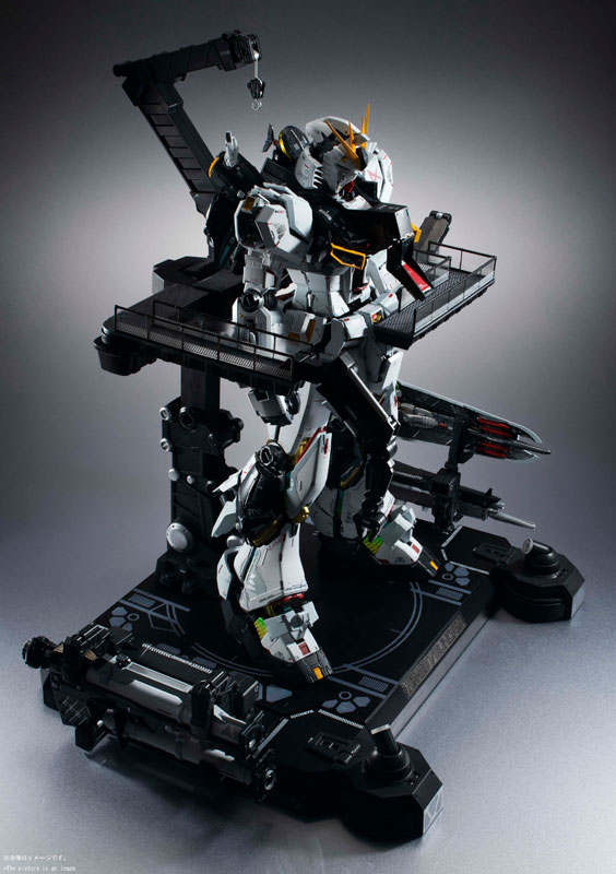 FIGURE-159198_13.jpg